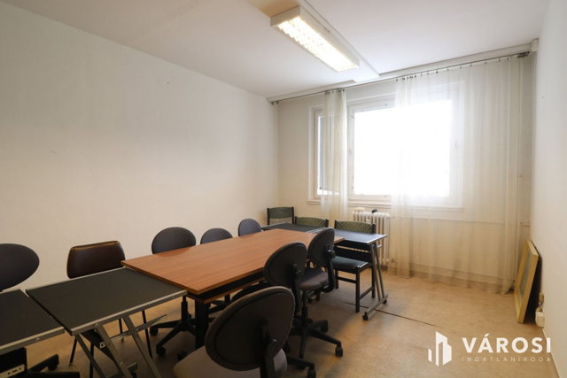 Eladó iroda, Szegeden 9.2 M Ft, 2+1 szobás / költözzbe.hu