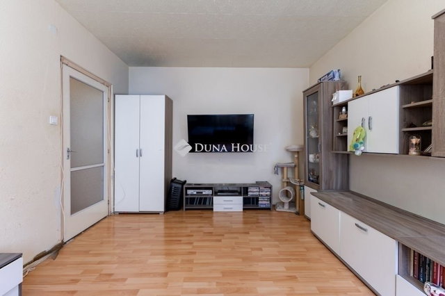 Eladó panellakás, Budapesten, XVIII. kerületben 52.99 M Ft