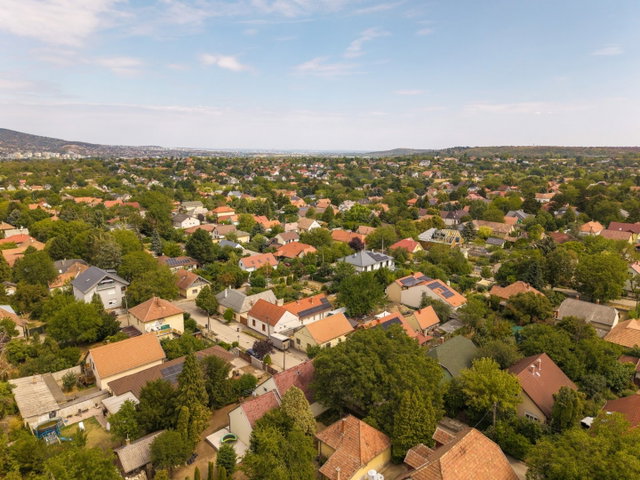 Eladó ikerház, Törökbálinton 149.9 M Ft, 3+1 szobás