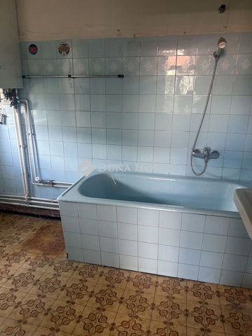 Eladó téglalakás, Mosonmagyaróváron 27.9 M Ft, 3 szobás
