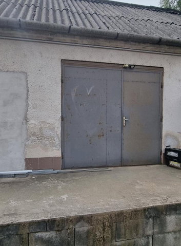 Kiadó ipari ingatlan, Tatán 120 E Ft / hó / költözzbe.hu