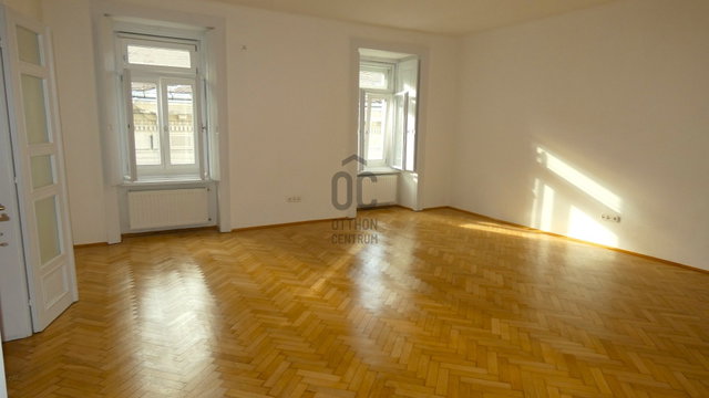 Eladó téglalakás, Budapesten, V. kerületben 299 M Ft, 4 szobás