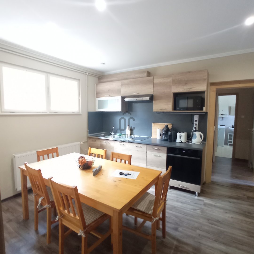 3 bed · 50m² · 300.000 ft
