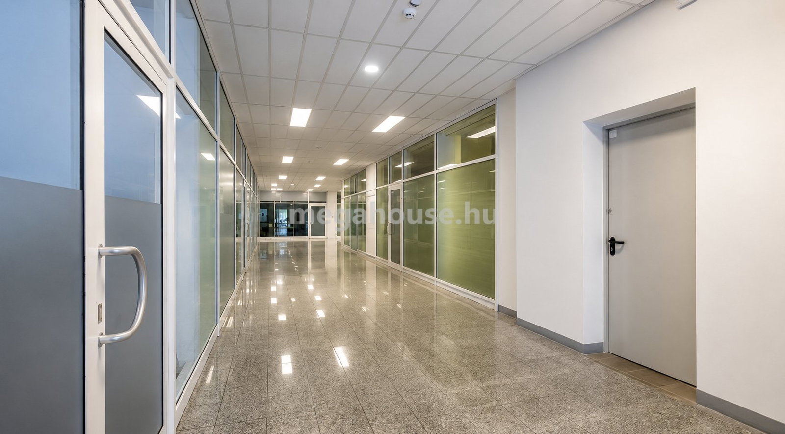 90m² · 429.570 ft