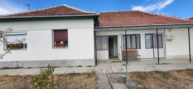 Eladó családi ház, Jászárokszálláson, Széchenyi István utcában