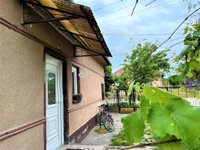 Eladó családi ház, Bugyin 45 M Ft, 2 szobás