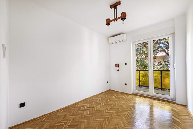 Eladó téglalakás, Budapesten, II. kerületben, Pasaréti úton