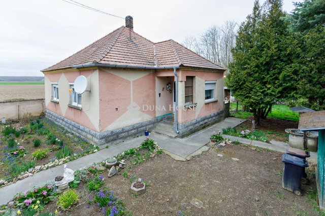 Eladó családi ház, Szerecsenyen 27.4 M Ft, 3 szobás