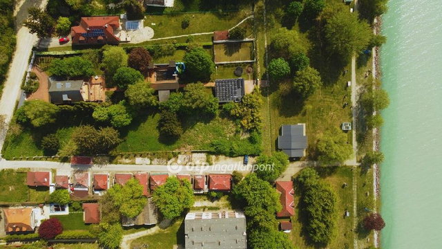 Eladó telek, Balatonakarattyán 210 M Ft / költözzbe.hu