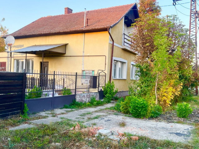 Eladó családi ház, Gyomaendrődön 28 M Ft, 5 szobás