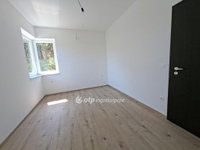 Eladó téglalakás, Mendén 89 M Ft, 4 szobás