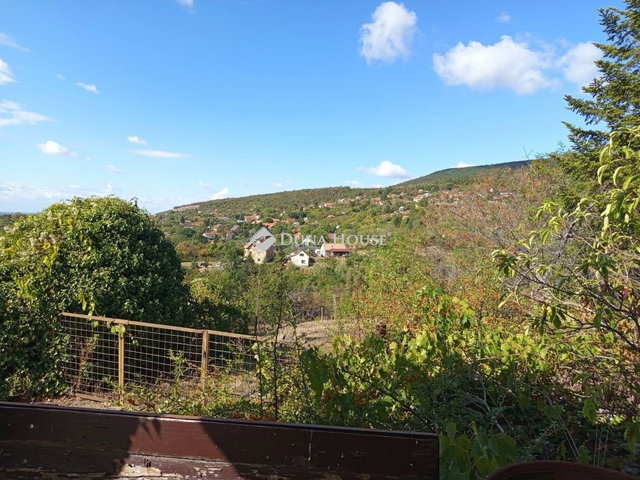 Eladó telek, Pécsett, Ürögi határúton 12.9 M Ft