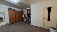Eladó téglalakás, VI. kerületben 73 M Ft, 2 szobás