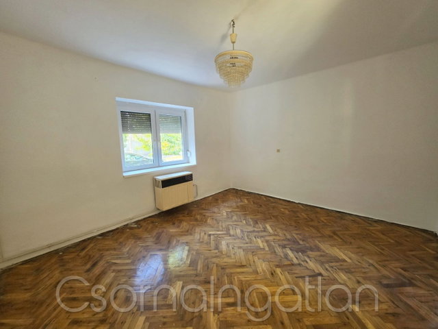 Eladó családi ház, Oslin 26.9 M Ft, 3 szobás
