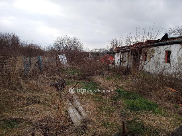 Eladó családi ház, Kocsolán 2.5 M Ft, 2 szobás