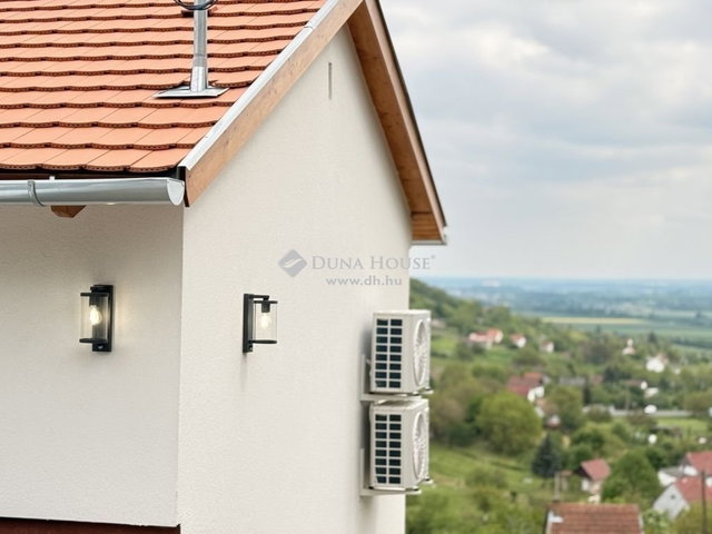 Eladó családi ház, Harkányban 44.9 M Ft, 2 szobás