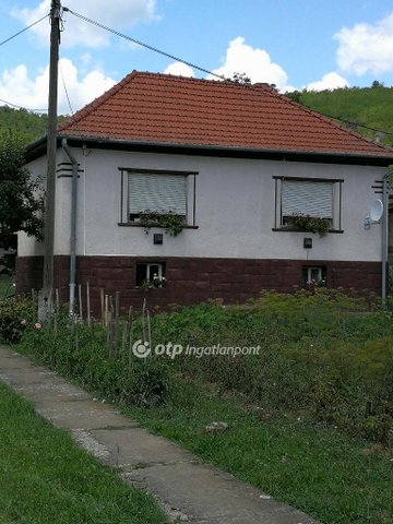 Eladó családi ház, Szentdomonkoson 11.99 M Ft, 2 szobás