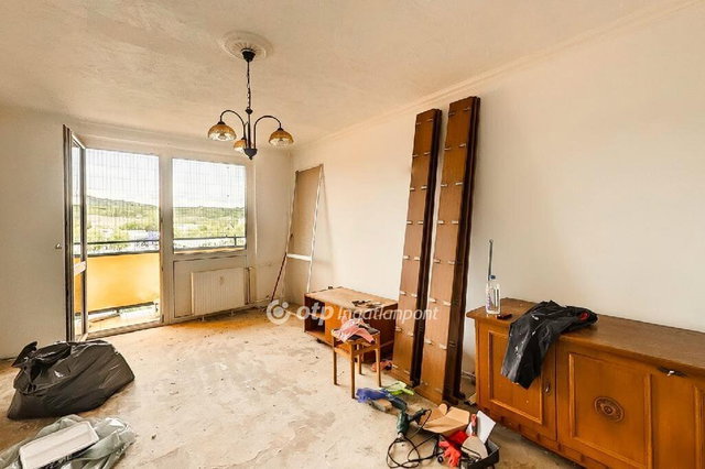 Eladó téglalakás, Egerben 41.9 M Ft, 2 szobás