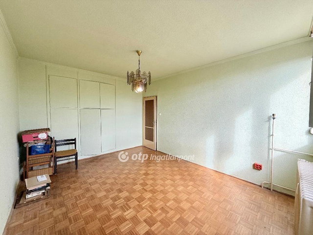 Eladó téglalakás, Nyíregyházán 36 M Ft, 2 szobás