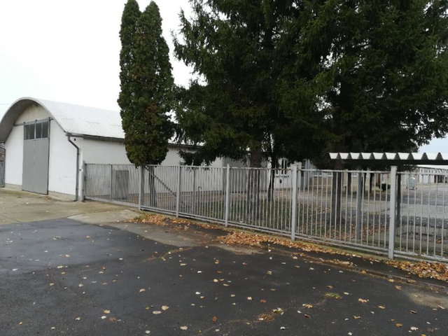 Eladó ipari ingatlan, Mezőkovácsházán 105 M Ft
