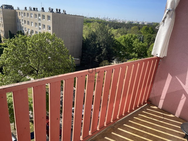 Eladó panellakás, Százhalombattán 51.8 M Ft, 2 szobás