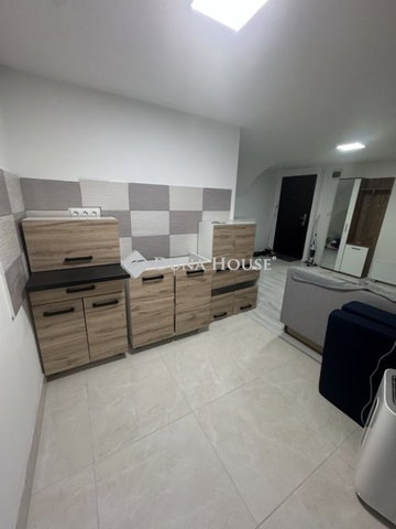 Eladó téglalakás, Budapesten, X. kerületben 23 M Ft, 1 szobás