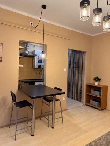 Kiadó téglalakás, albérlet, Debrecenben 220 E Ft / hó, 2 szobás