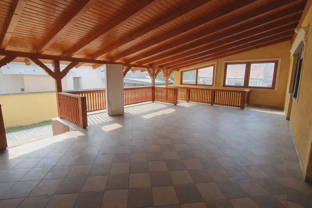 Eladó családi ház, Alsónémediben 139.9 M Ft, 5 szobás