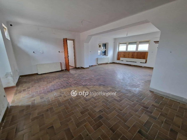 Eladó családi ház, Miskolcon 36.9 M Ft, 4 szobás