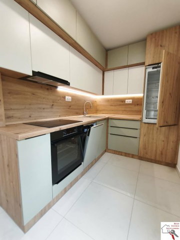 Eladó panellakás, Pécsett 62.5 M Ft, 2 szobás