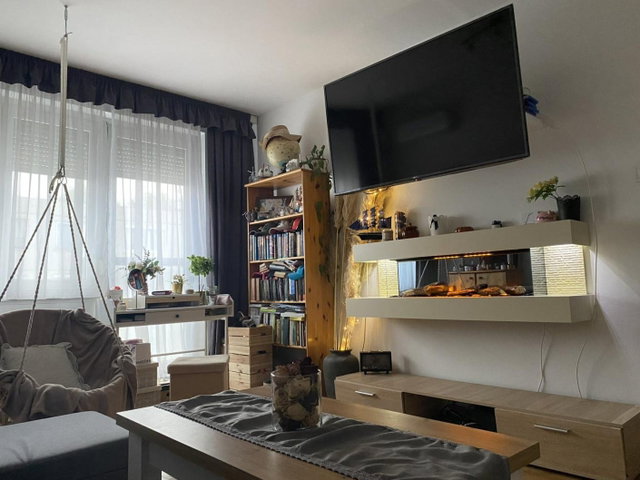 Eladó panellakás, Tatabányán 38.9 M Ft, 2 szobás