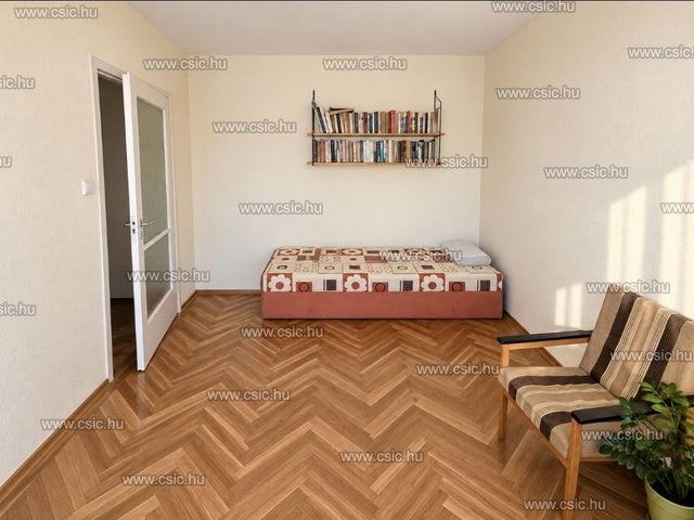 Eladó téglalakás, Budapesten, III. kerületben 61.9 M Ft