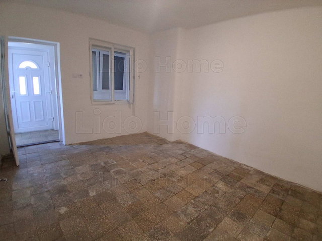 Eladó családi ház, Kapospulán 22 M Ft, 3 szobás