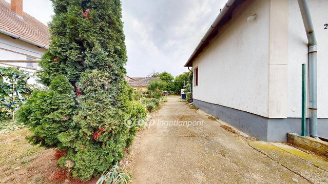 Eladó családi ház, Tákoson 29 M Ft, 3+1 szobás