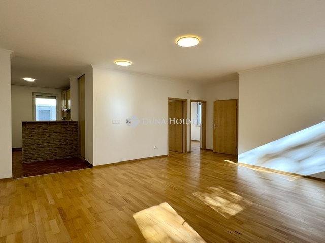 Kiadó téglalakás, albérlet, Biatorbágyon 399 E Ft / hó