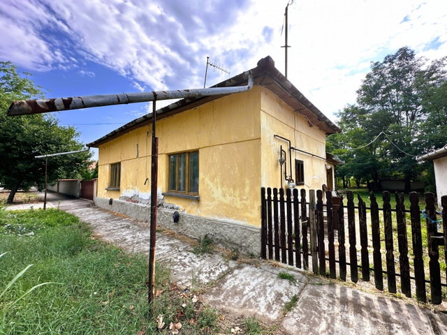 Eladó családi ház, Mezőkovácsházán 3.99 M Ft, 2 szobás
