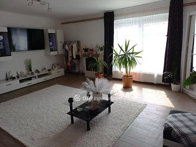 Eladó családi ház, Csongrádon 59.99 M Ft, 2+1 szobás
