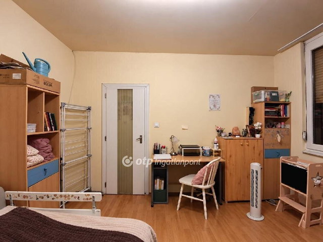 Eladó panellakás, Budapesten, XXI. kerületben 53.99 M Ft