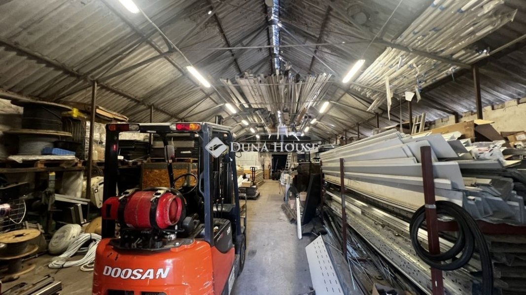 Ipari · 475 m² · 230.000.000 Ft