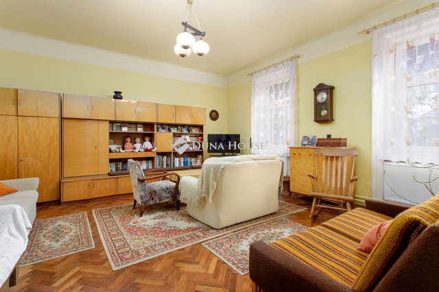 Eladó téglalakás, Mosonmagyaróváron, Határőr utcában 90 M Ft