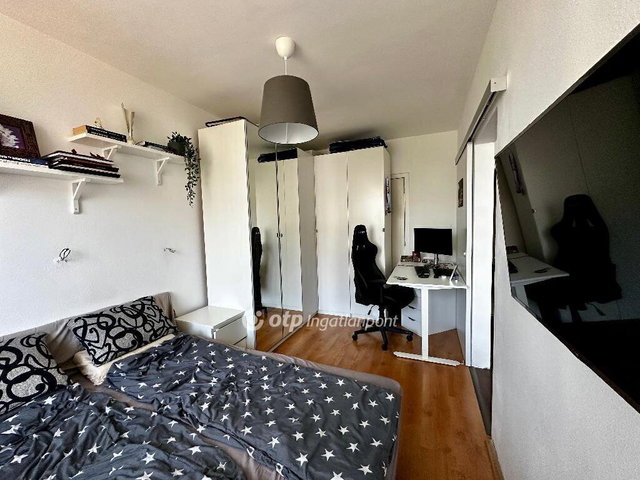 Eladó panellakás, Budapesten, XX. kerületben 56.5 M Ft, 2 szobás