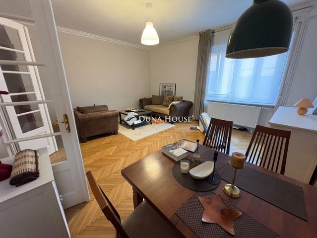Eladó téglalakás, Budapesten, II. kerületben 111 M Ft, 2 szobás