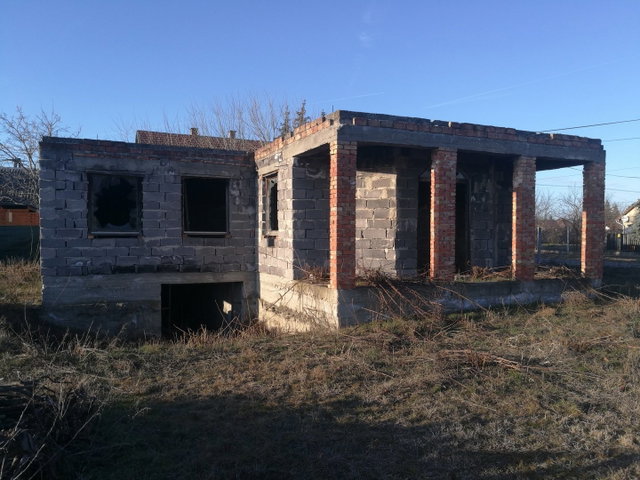 Eladó családi ház, Pirtón 5.5 M Ft, 5 szobás