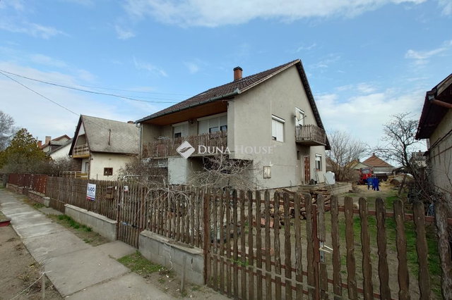 Eladó családi ház, Cserkeszőlőn 38.9 M Ft, 2 szobás