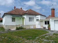Eladó családi ház, Pápán 52 M Ft, 2+1 szobás