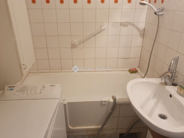 Eladó panellakás, Székesfehérvárott 49 M Ft, 2 szobás