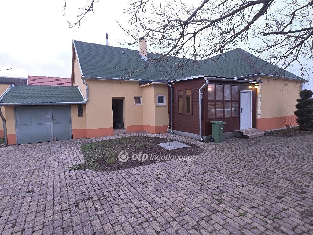 2 bed · 92m² · 47.500.000 ft