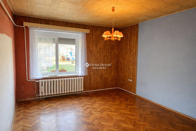 Eladó téglalakás, Bokodon 43.5 M Ft, 3 szobás