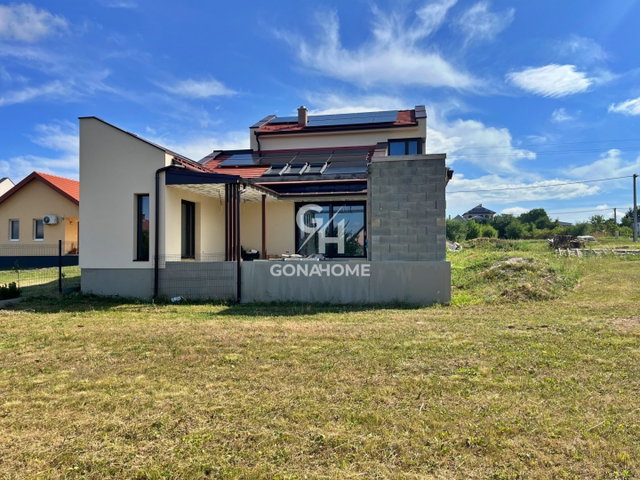 Eladó családi ház, Nemesvámoson 199 M Ft, 5 szobás