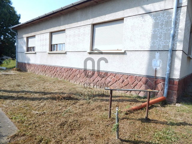 Eladó családi ház, Zalalövőn 26.5 M Ft, 4 szobás